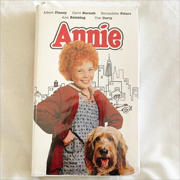 Annie Movie Vintage VHS Tape - Picture 1 of 3